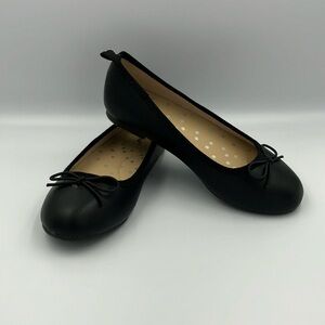 Cat and Jack Black Ballet Flats size 13 EUC